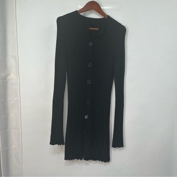 Belldini Size L L/S Button Front Black Pleated Scalloped Hem Sweater Dress - Picture 1 of 9